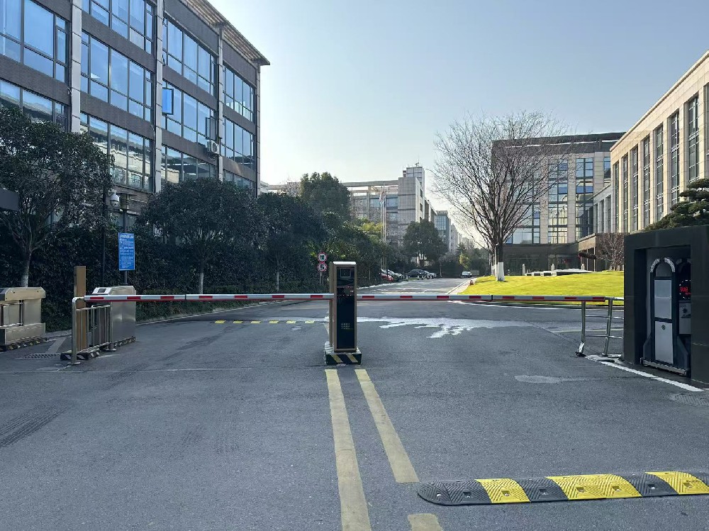 南京市凱潤大廈